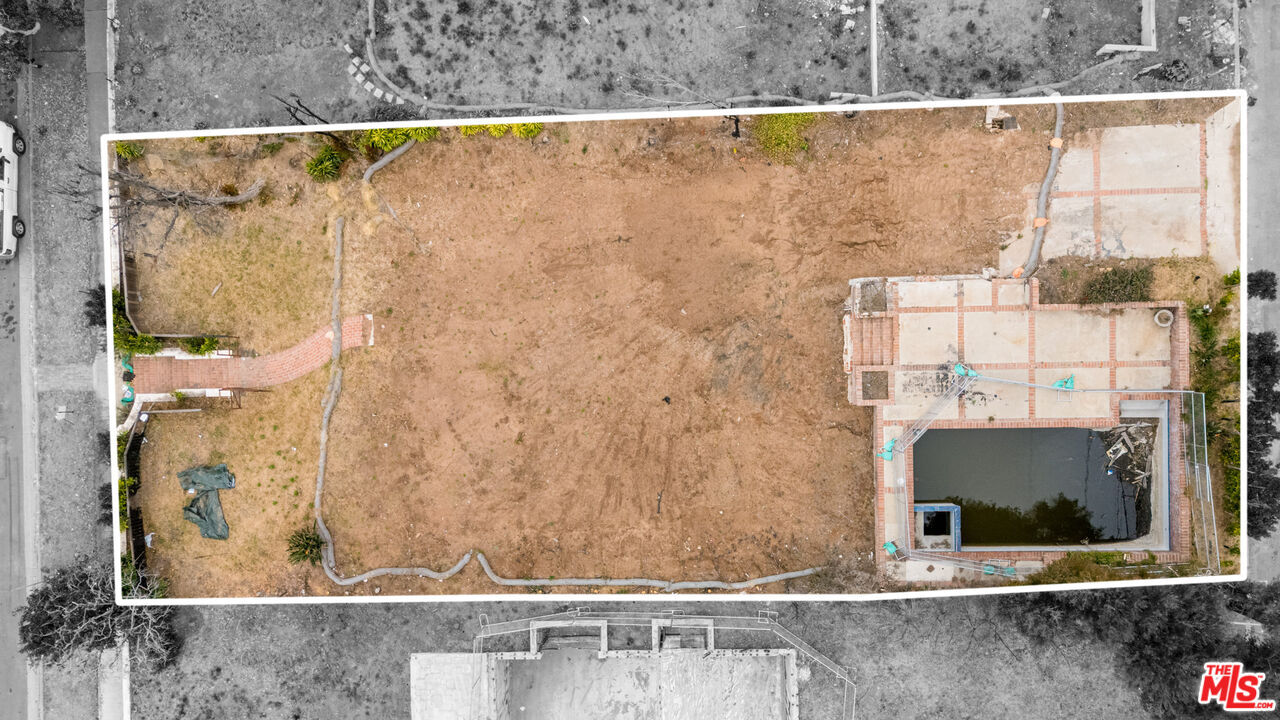 Property Photo:  14619 Bestor Blvd  CA 90272 