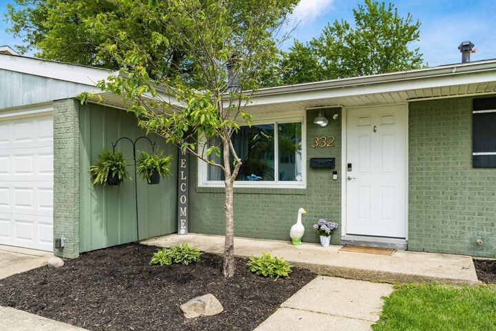 Property Photo:  332 Baroness Way  OH 43230 
