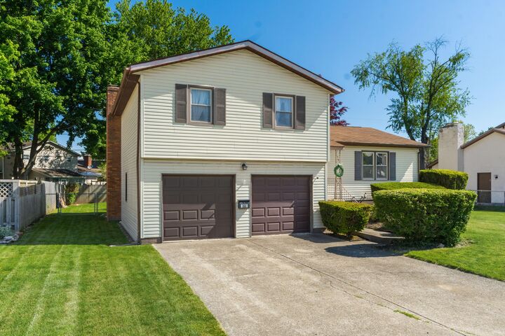Property Photo:  866 W Locust Street  OH 43055 