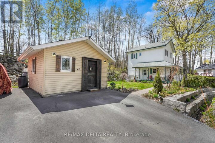Property Photo:  3435 Old Highway 17 Road 42  ON K4K 1W1 