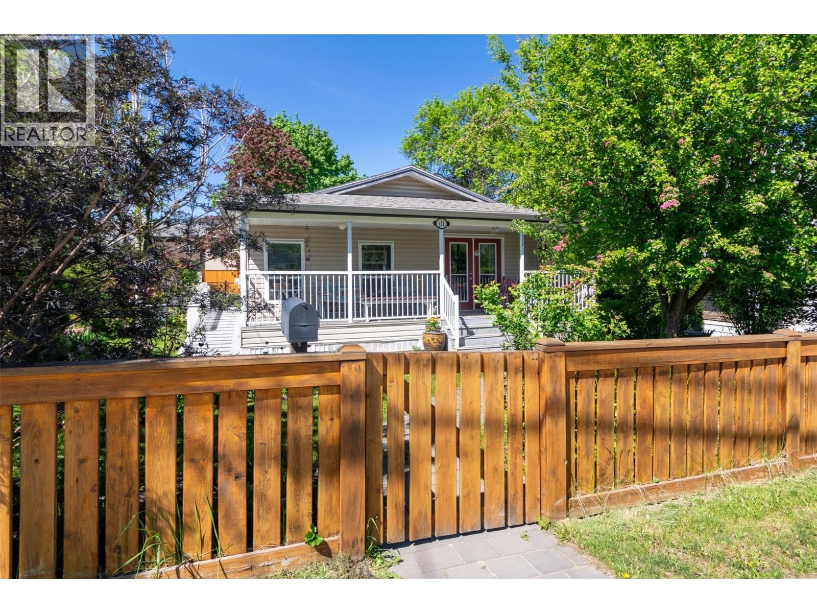 Property Photo:  111 1 Street Southeast  BC V1E 4H6 