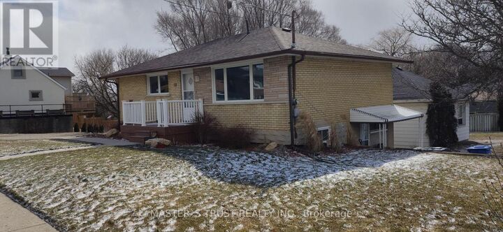 Property Photo:  30 William Street Upper  ON N1E 5C9 