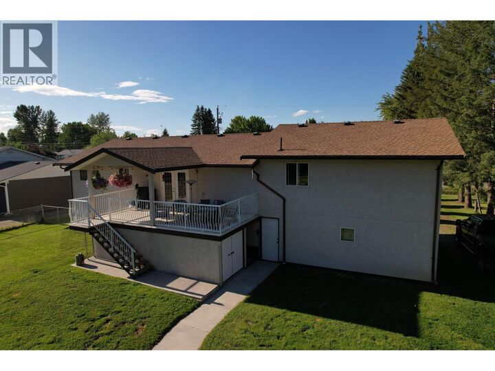 Property Photo: 1921 Cypress Road BC V2J 4B1
