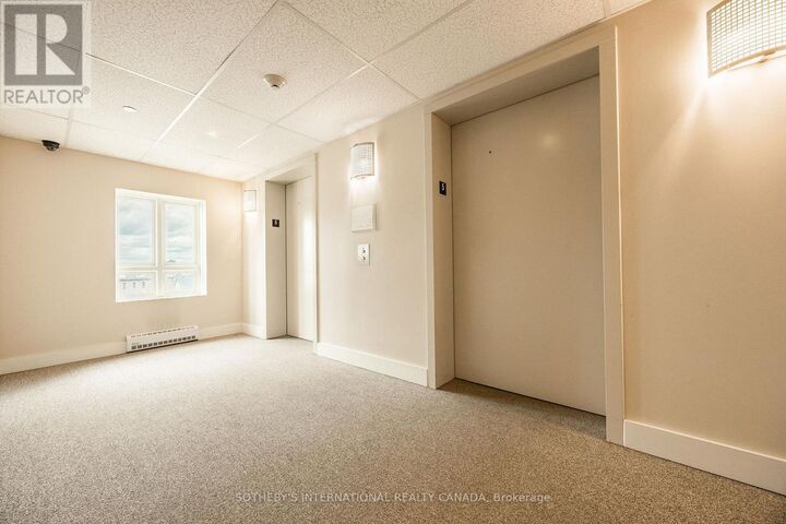 Property Photo:  155 South Water Street South 502  ON N1R 3E3 