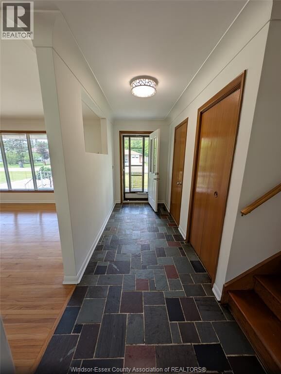 Property Photo:  1867 Kent  ON N9E 3R4 