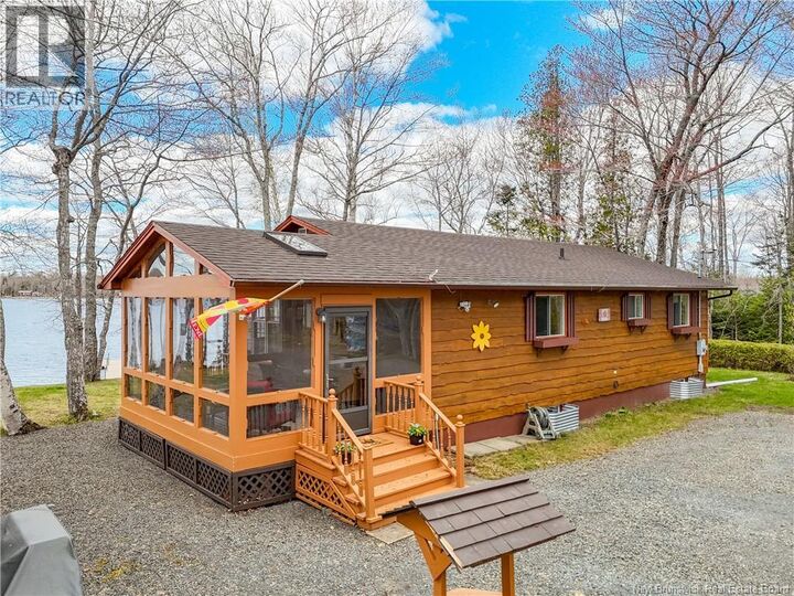 Property Photo:  18 Lakeside Crescent  NB E6K 3H9 