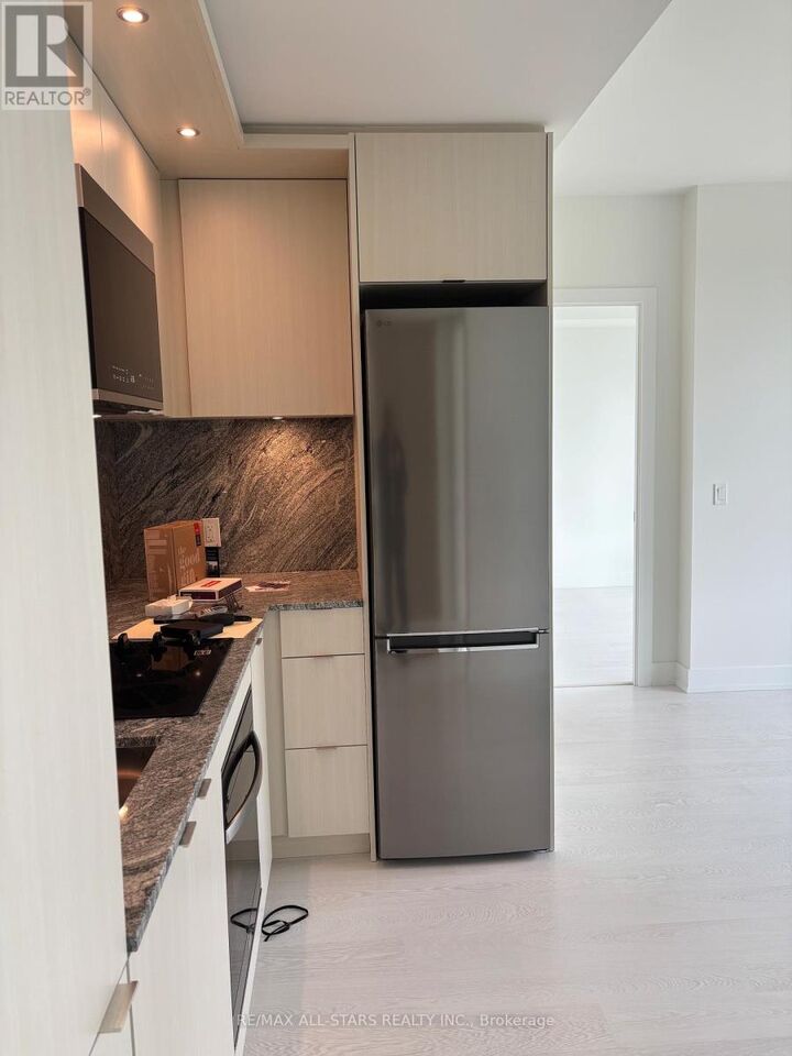 Property Photo:  25 Cordova Avenue 1301  ON M9A 0E5 