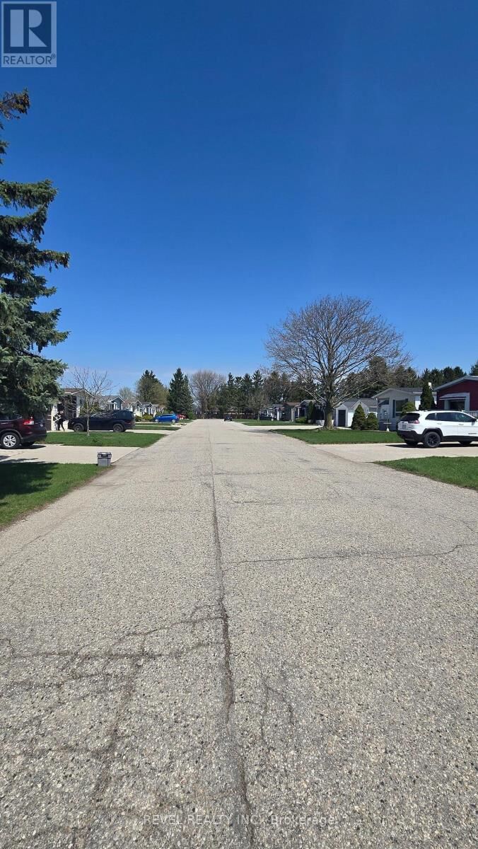 Property Photo:  25 Miller Street  ON N7G 1A5 