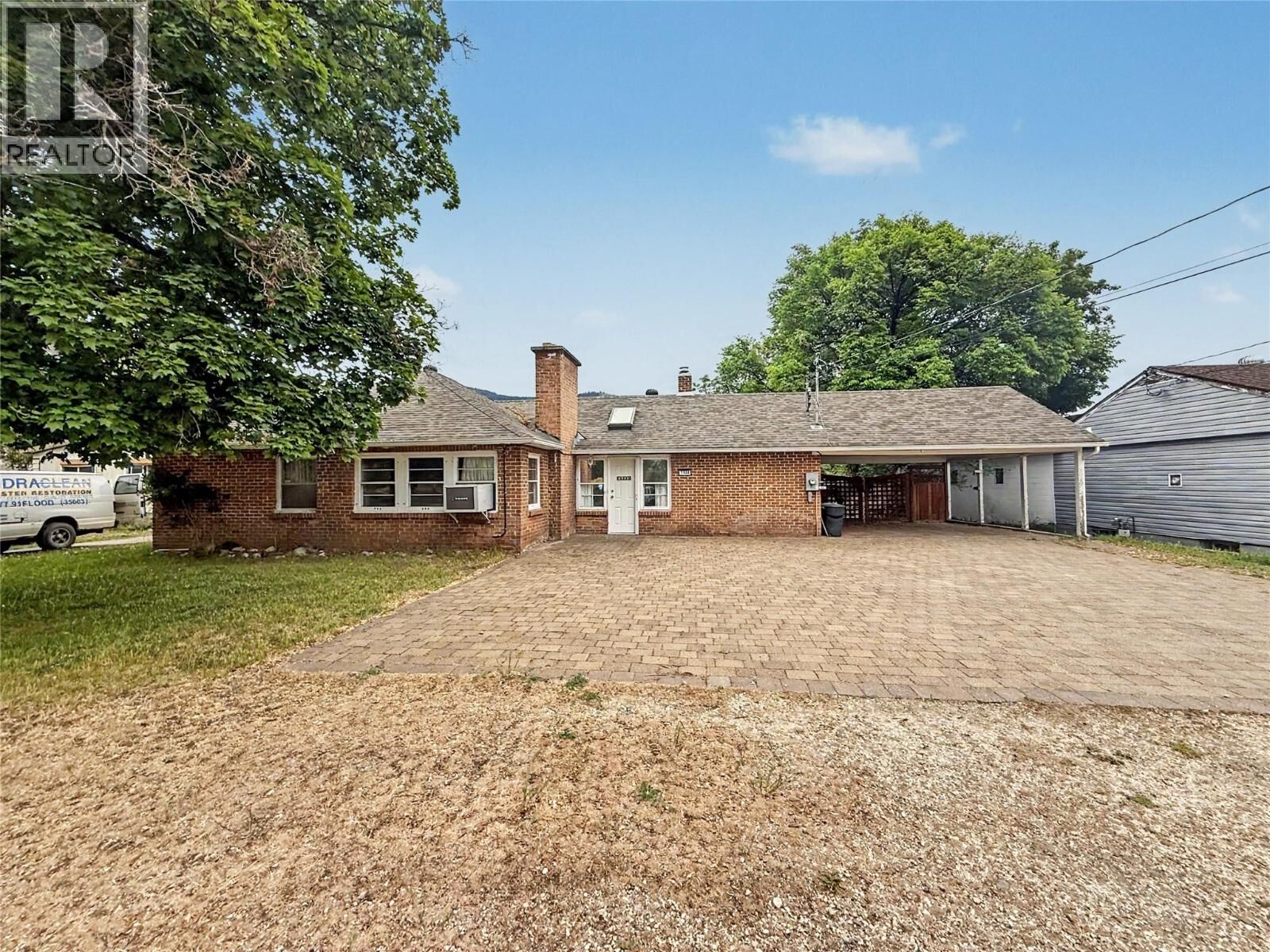Property Photo:  7324 10th Street  BC V0H 1H0 
