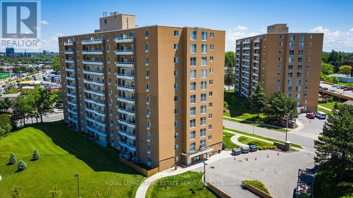 Property Photo:  10 Overlea Drive 1107  ON N2M 5B8 
