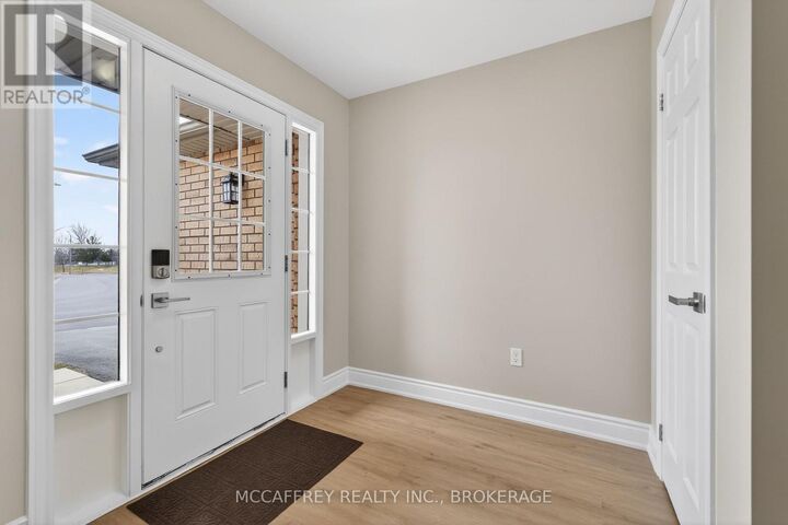 Property Photo:  25 Kanvers Way  ON K7R 3X6 