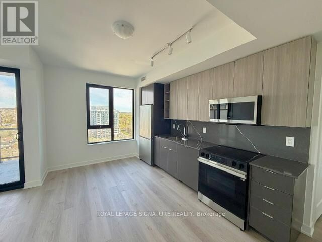 Property Photo:  2075 Lakeshore Road 1202  ON L7R 0H3 