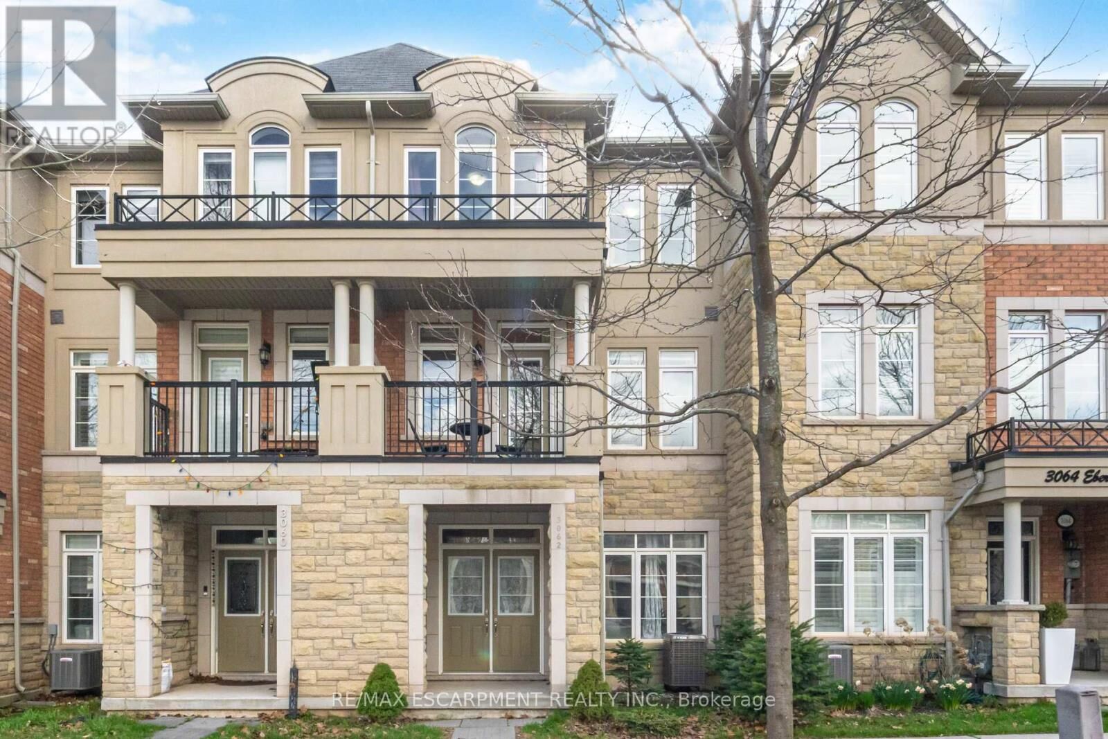 Property Photo:  3062 Eberly Woods Drive  ON L6M 0T5 