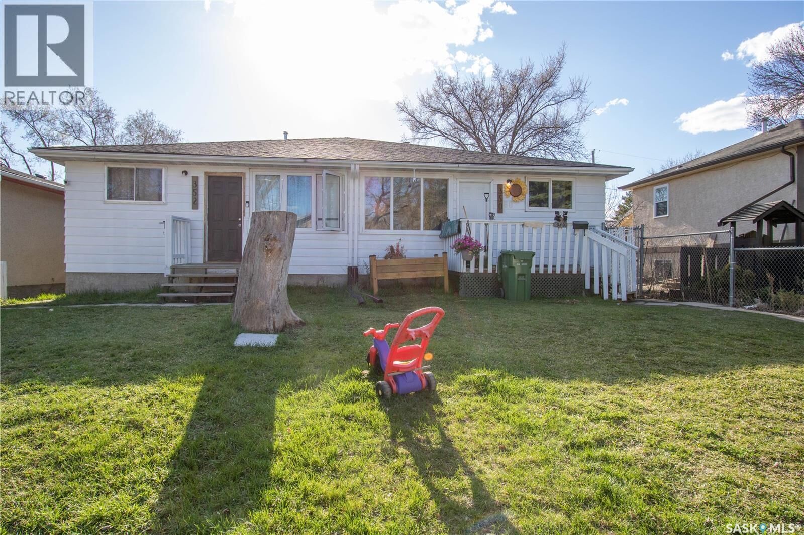 Property Photo: 350 & 352 Toronto Street SK S4R 1M2