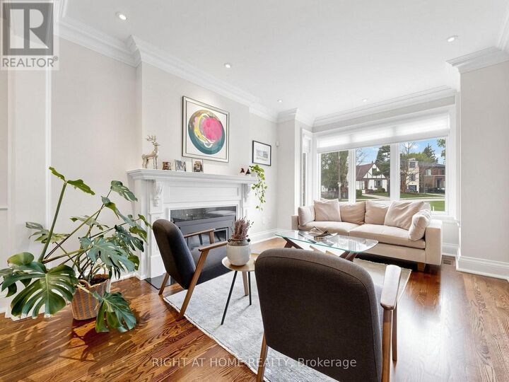 Property Photo:  155 Rumsey Road  ON M4G 1P4 