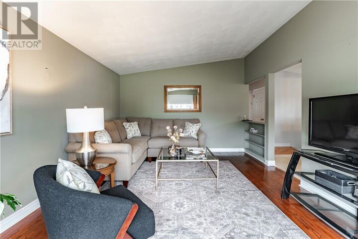 Property Photo:  1021 Chapman Street  ON P3A 1V7 