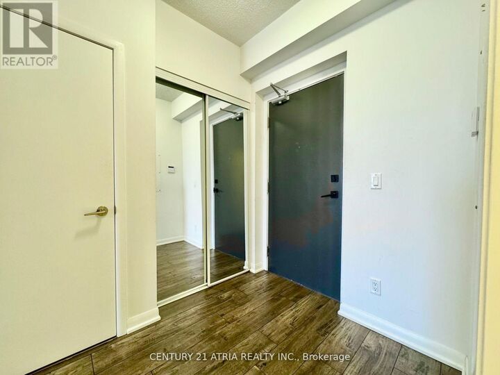 Property Photo:  435 Richmond Street West 712  ON M5V 0N3 