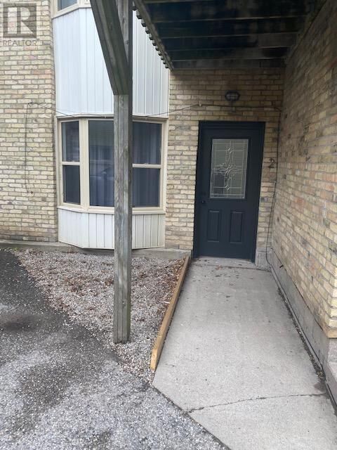 Property Photo:  177 Kent Street 2  ON N6A 1L5 