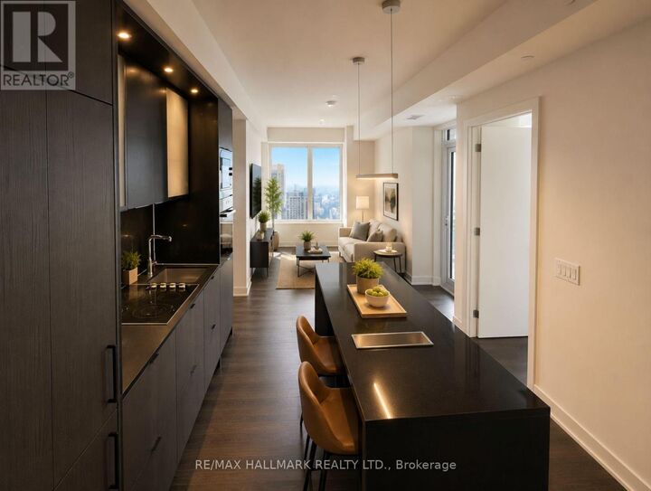 Property Photo:  11 Yorkville Avenue 3502  ON M4W 0B7 