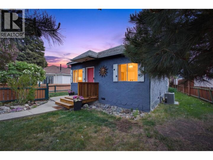 Property Photo:  974 Creston Avenue  BC V2A 1P9 