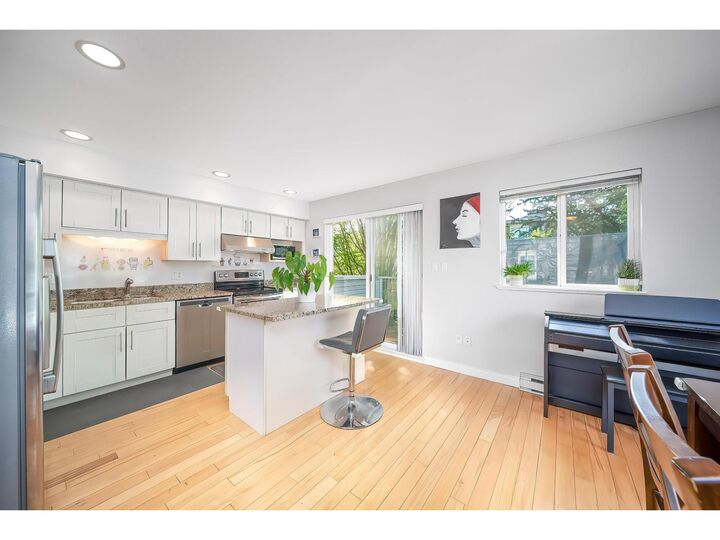 Property Photo:  16388 85 Avenue 1  BC V4N 5G2 