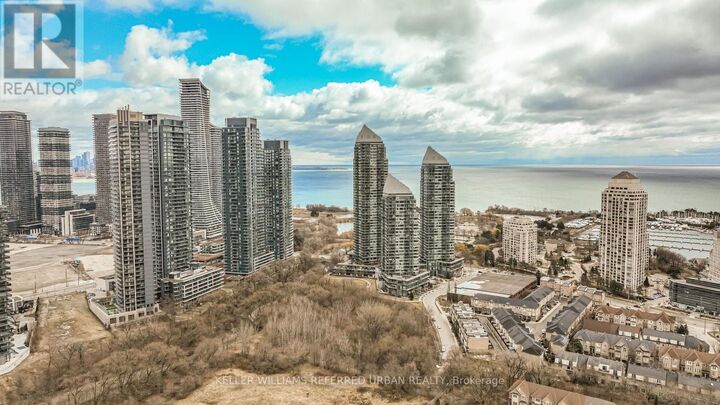Property Photo:  15 Legion Road 1002  ON M8V 0A9 