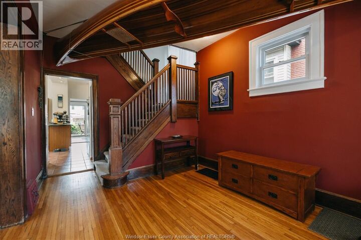 Property Photo:  235 Oak Avenue  ON N9A 5E5 