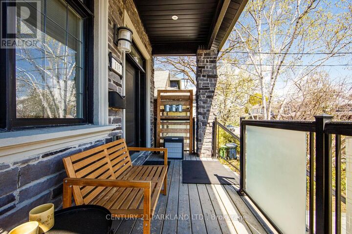 Property Photo: 118 Glebemount Avenue ON M4C 3S2