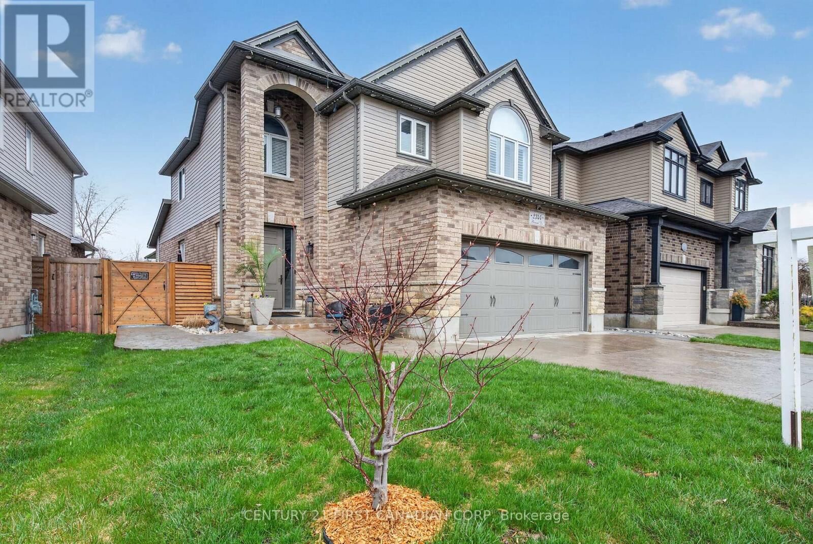 Property Photo:  2344 Buroak Drive  ON N6G 0L1 