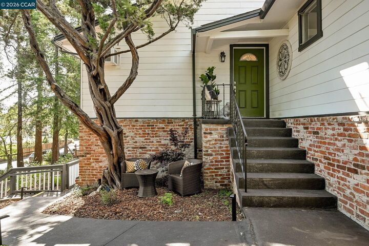 Property Photo: 1067 Ridge Park Dr CA 94518