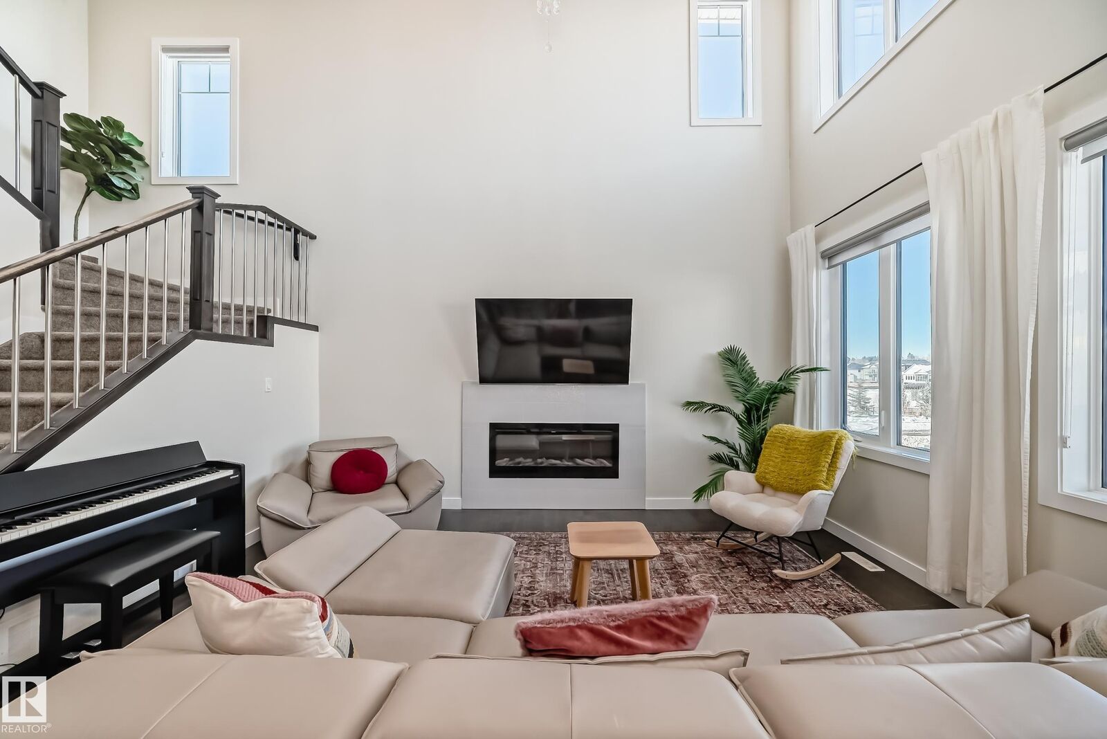 Property Photo:  3716 46 Avenue  AB T4X 2W4 
