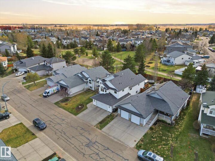 Property Photo:  1340 Oakland Crescent  AB T9G 2E5 