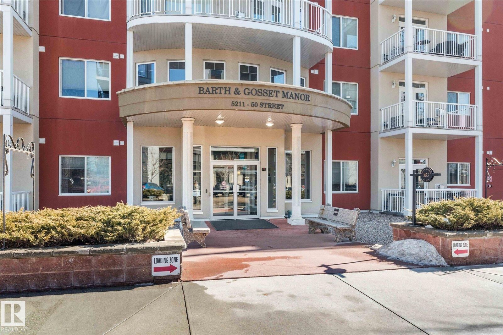 Property Photo:  5211 50 Street 110  AB T7Z 0C1 