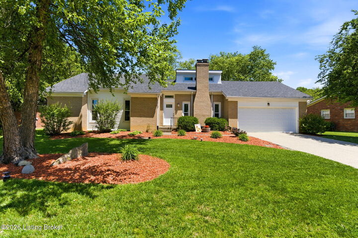 Property Photo:  4409 Green Pine Dr  KY 40220 
