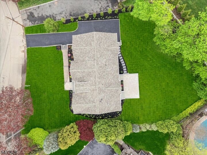 Property Photo:  34 Crestview Ave  NJ 07940 