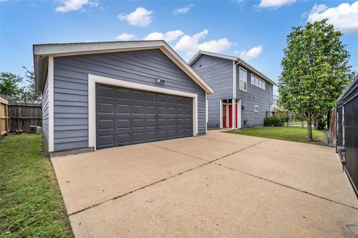 Property Photo:  4203 Darter Street  TX 77009 