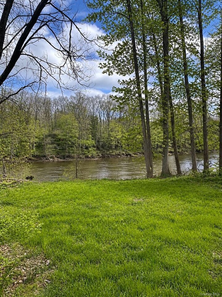Property Photo:  953 Creek Locks Road  NY 12472 