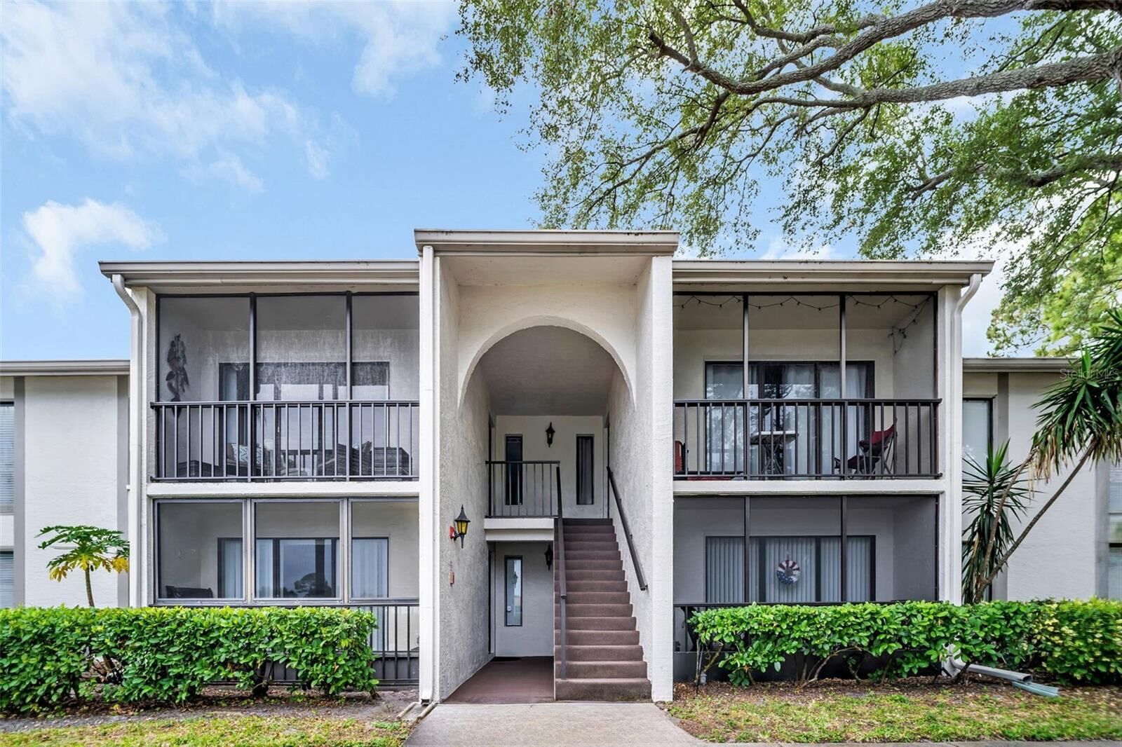 Property Photo:  2523 Pine Ridge Way S C2  FL 34684 