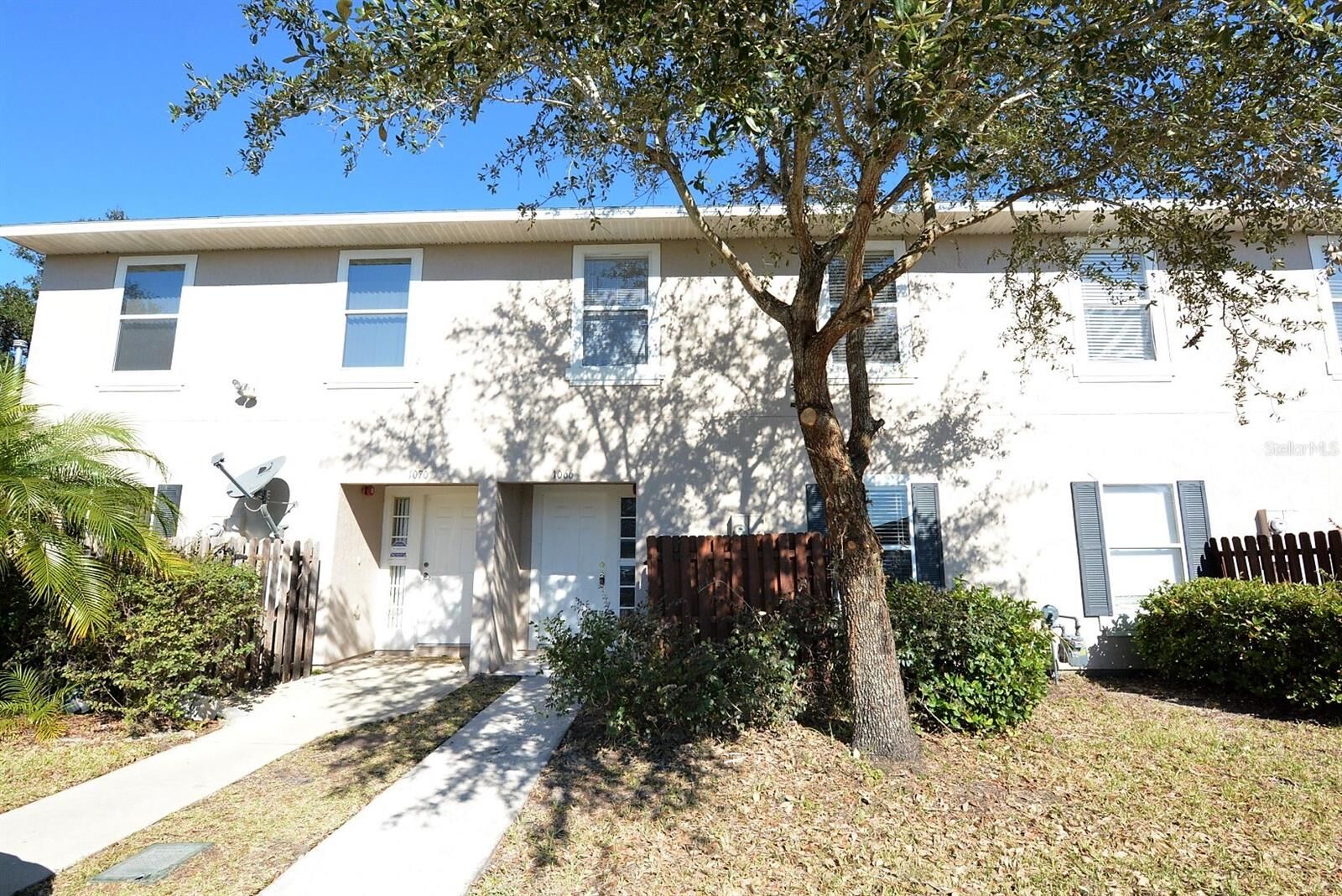 Property Photo:  1066 Dolphin Drive  FL 34787 