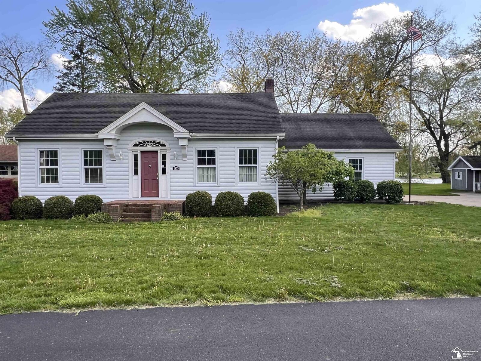 Property Photo:  1855 N Custer Road  MI 48162 