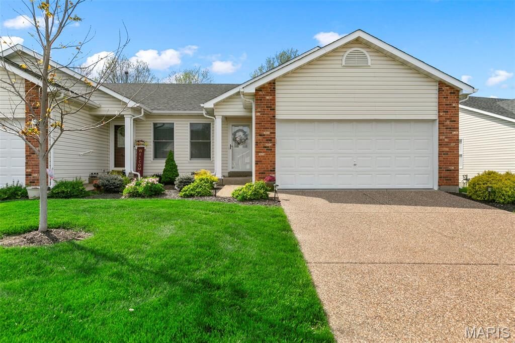 Property Photo: 1551 Rosedale Drive 72A MO 63366
