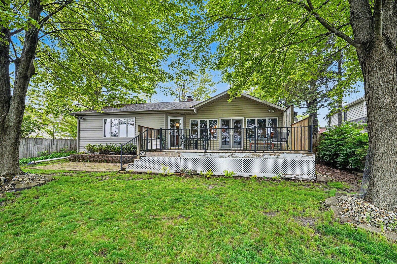 Property Photo:  9525 Woodlawn Drive  MI 49002 