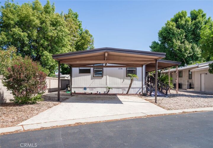 Property Photo:  1778 Burr Oak Way  CA 92543 