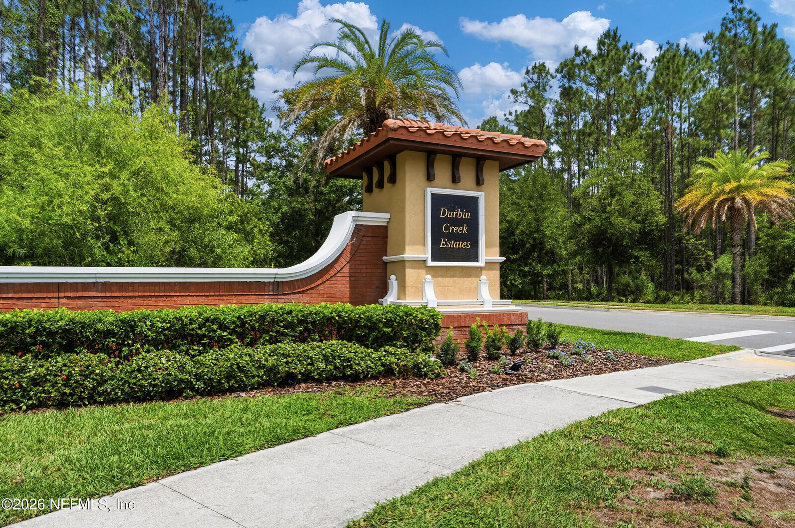 Property Photo:  933 Bent Creek Drive  FL 32259 