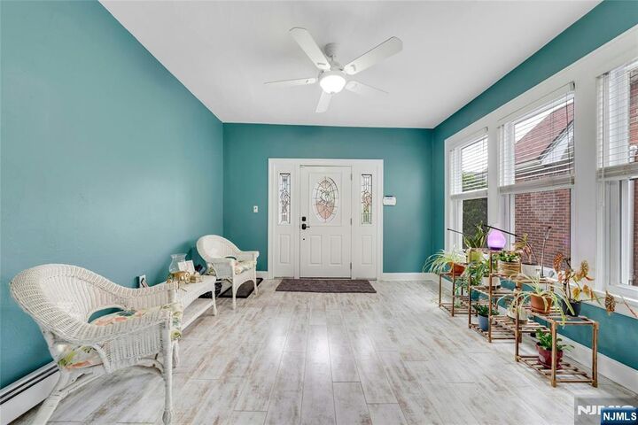 Property Photo:  1130 Edgewood Lane  NJ 07024 