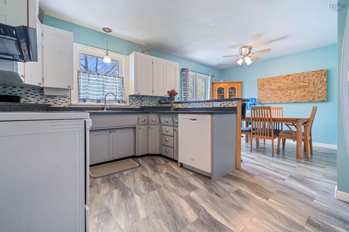 Property Photo:  60 Harbour Drive  NS B0K 1H0 