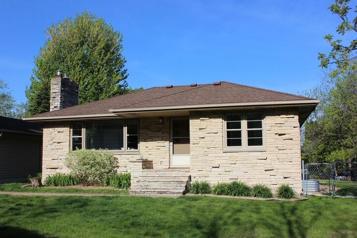 Property Photo:  9509 Briar Circle  MN 55437 