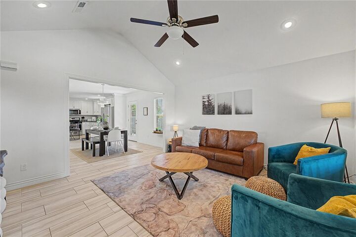 Property Photo:  3702 SW Davinci Boulevard  AR 72712 