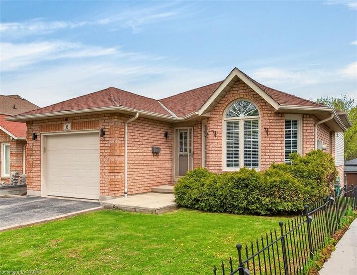 6 Glenhollow Drive — photo 1