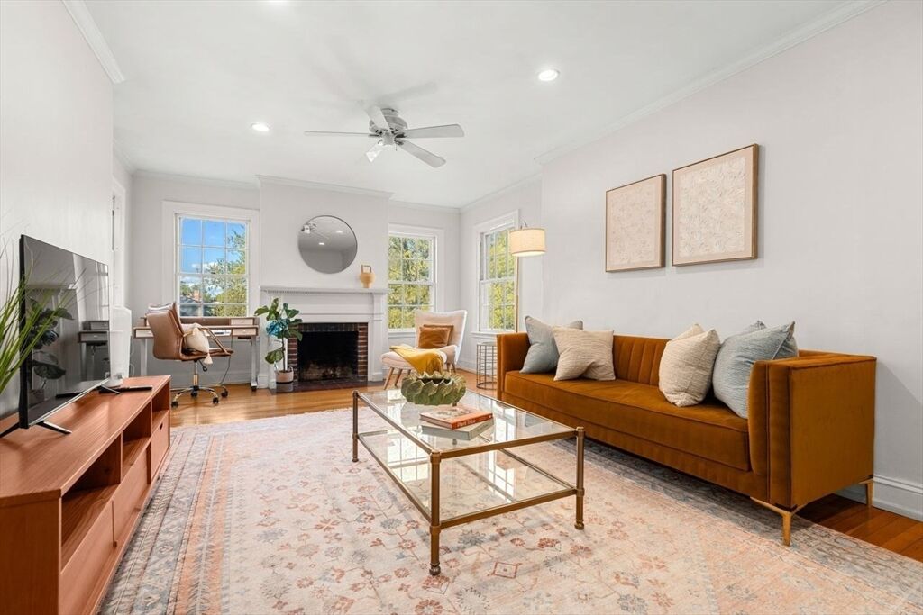 Property Photo:  41 Linnaean St 43  MA 02138 